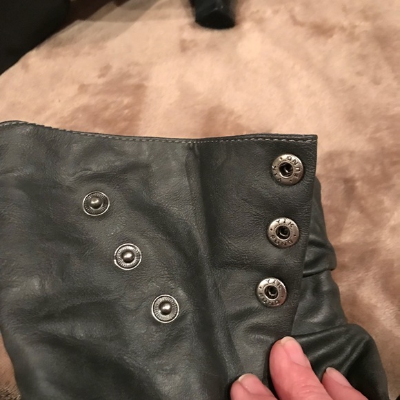 Madden Girl grey booties size 9 - Picture 3 of 3